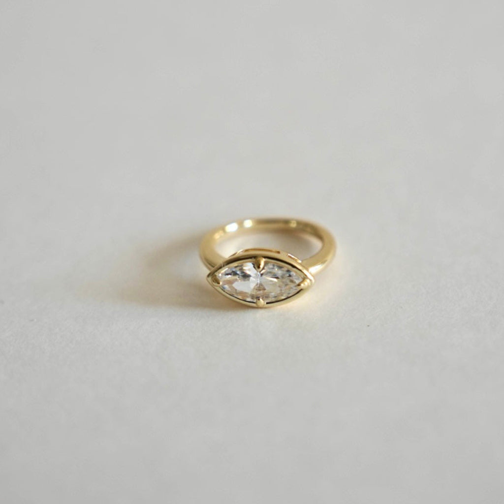 Alex  Ring