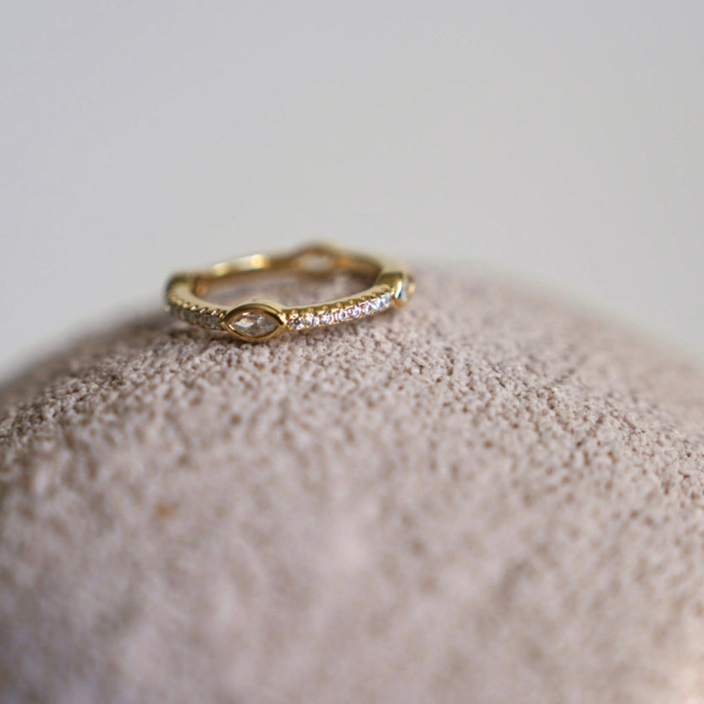 Nina Slim Ring